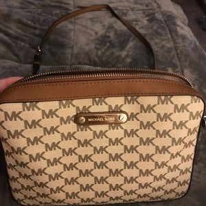 Michael Kors Crossbody Purse